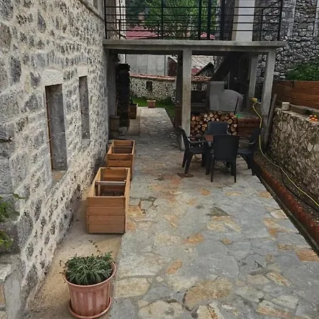 Golemi