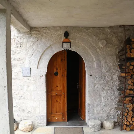 Golemi Villa Gjirokastër